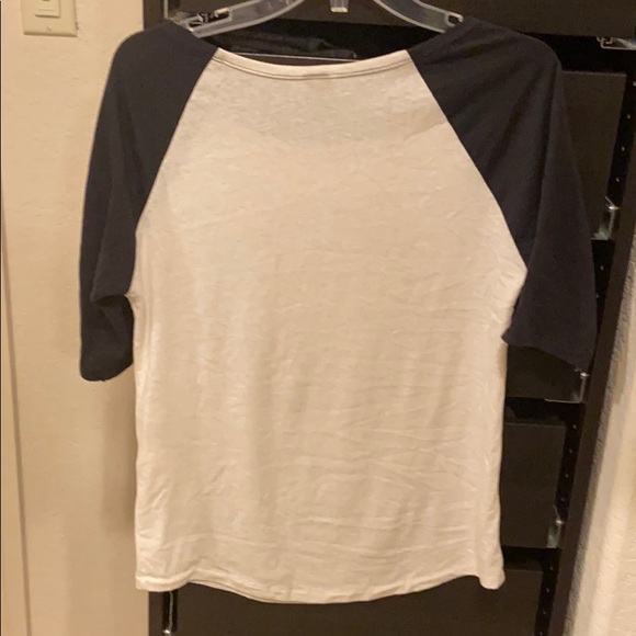 Obey shirt - Picture 4 of 5